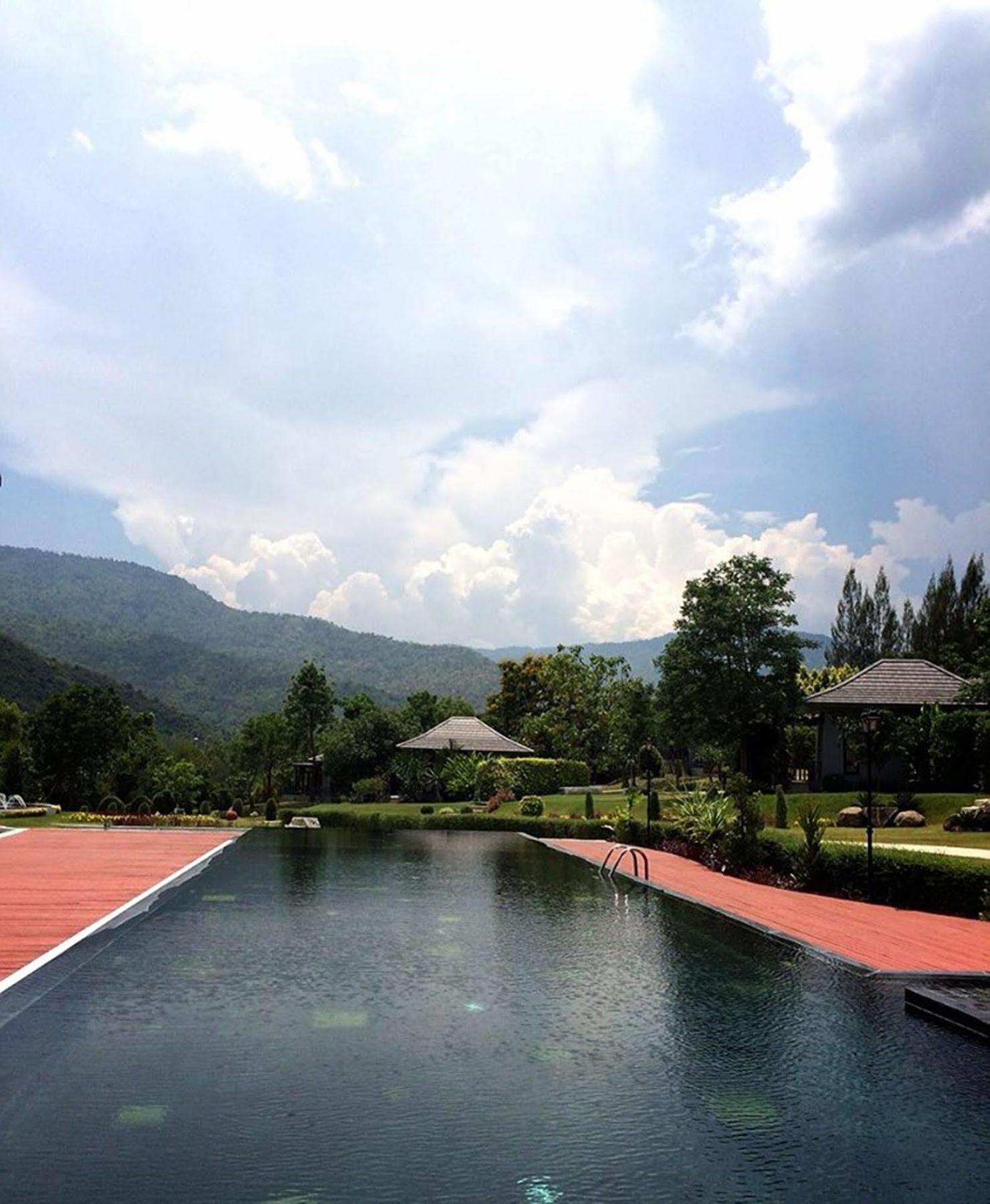 Ashcarya Boutique Resort Ban Bo (Ratchaburi) Exterior foto